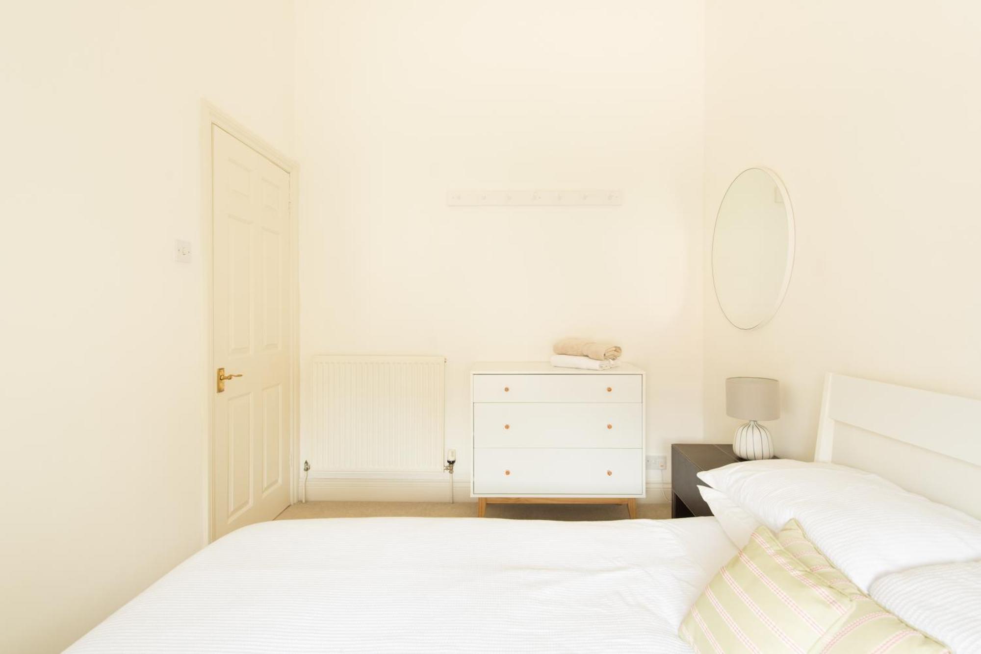 My Place Go - Cirencester Rom bilde